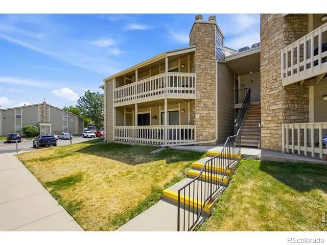 8225 Fairmount Drive #105 Denver, CO 80247