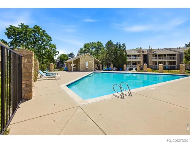 8225 Fairmount Drive #105 Denver, CO 80247