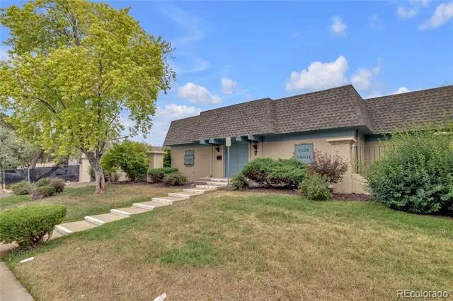 9320 E Girard Avenue #3 Denver, CO 80231