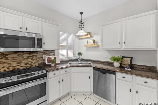 14235 Red Maple Wood San Antonio, TX 78249
