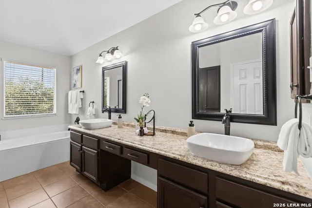 14235 Red Maple Wood San Antonio, TX 78249