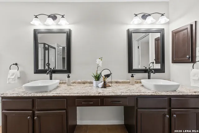 14235 Red Maple Wood San Antonio, TX 78249