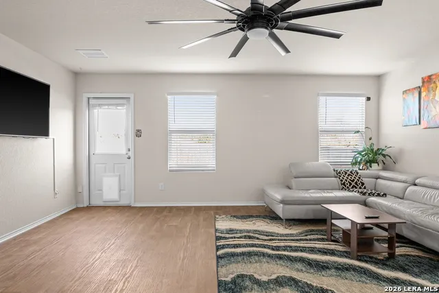 2846 LINDENWOOD RUN San Antonio, TX 78245