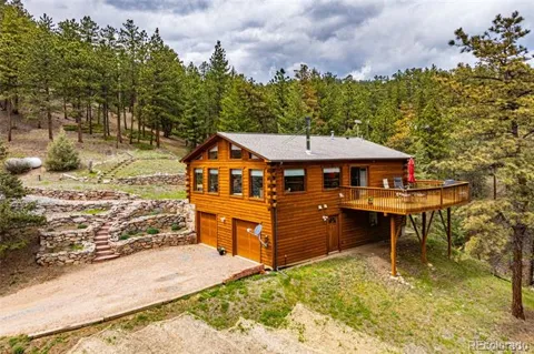310 Wendelyn Way