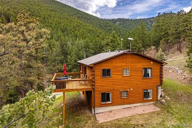 310 Wendelyn Way Boulder, CO 80302