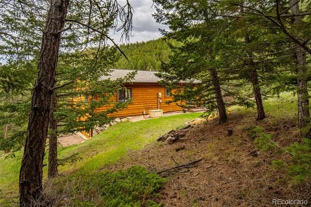 310 Wendelyn Way Boulder, CO 80302
