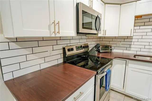 5643 W 67th Avenue Arvada, CO 80003