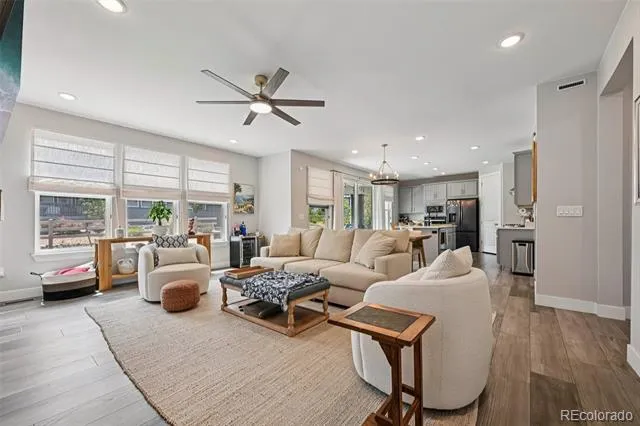 8491 Hotchkiss Loop Littleton, CO 80125