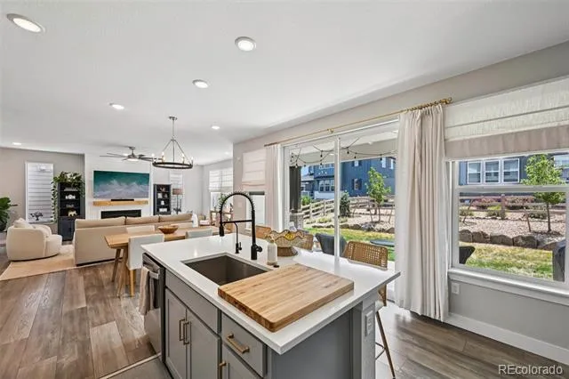 8491 Hotchkiss Loop Littleton, CO 80125