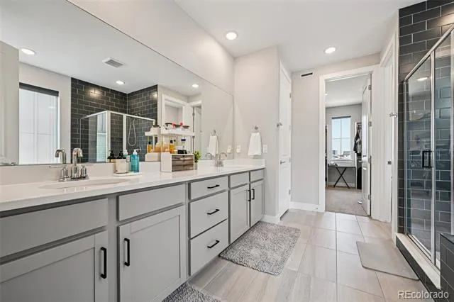 8491 Hotchkiss Loop Littleton, CO 80125