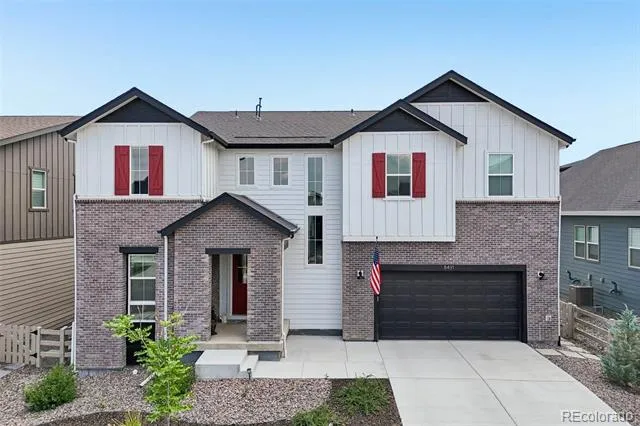 8491 Hotchkiss Loop Littleton, CO 80125