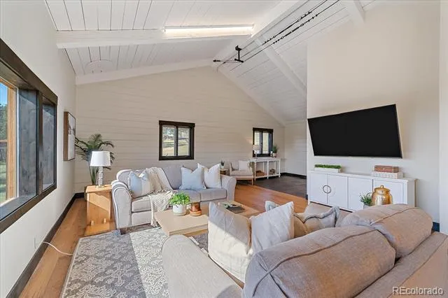 8324 W Fork Road Boulder, CO 80302