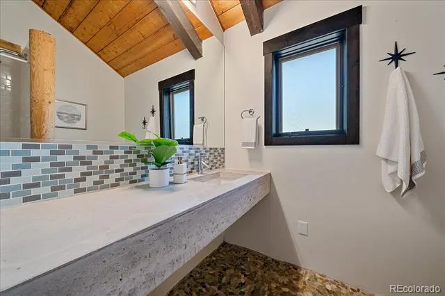 8324 W Fork Road Boulder, CO 80302