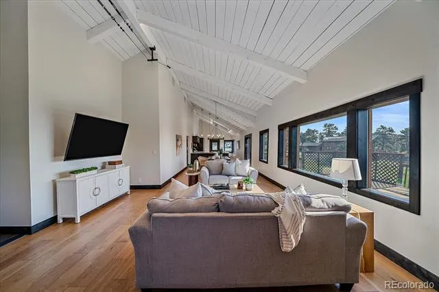 8324 W Fork Road Boulder, CO 80302