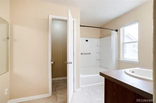 23872 E Alabama Drive Aurora, CO 80018