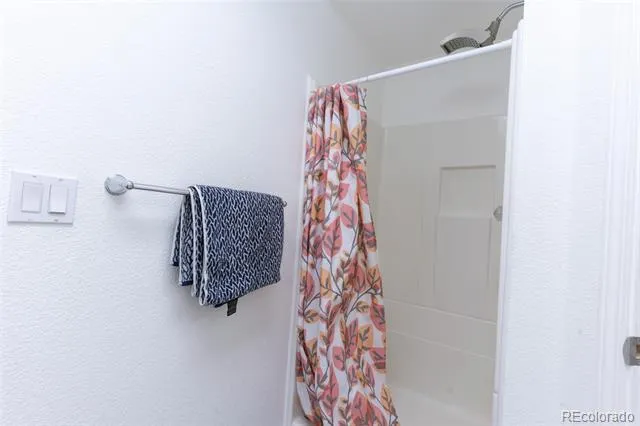 19542 E 19th Place Aurora, CO 80011