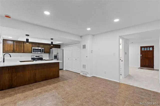 9210 E Mansfield Avenue Denver, CO 80237