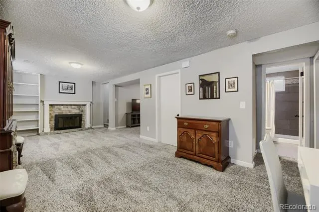 9367 W Hamilton Drive Denver, CO 80227