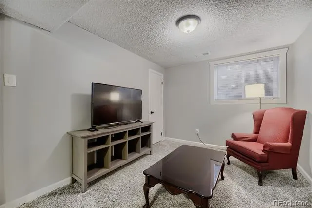 9367 W Hamilton Drive Denver, CO 80227