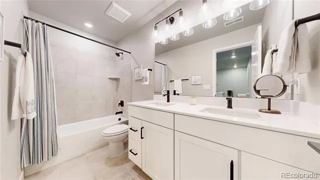 9787 Banner Peak Street Littleton, CO 80125