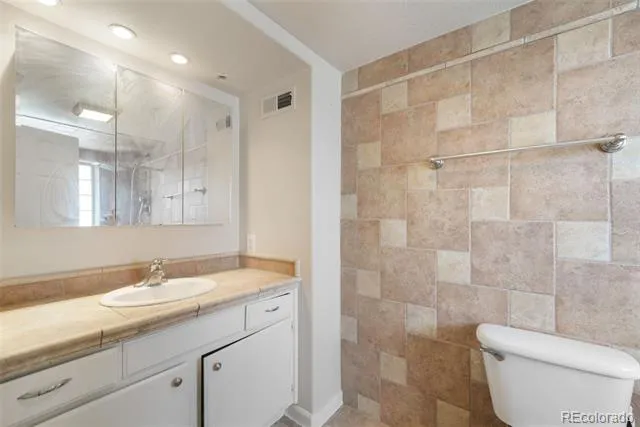 6635 Ocean Avenue Colorado Springs, CO 80911
