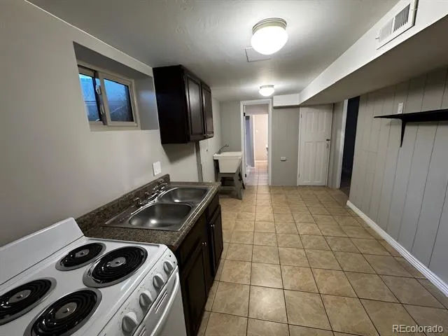 2285 S Newton Street Denver, CO 80219