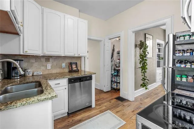 1620 Dallas Street Aurora, CO 80010
