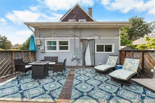 1620 Dallas Street Aurora, CO 80010