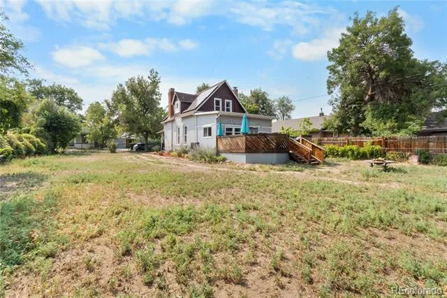 1620 Dallas Street Aurora, CO 80010