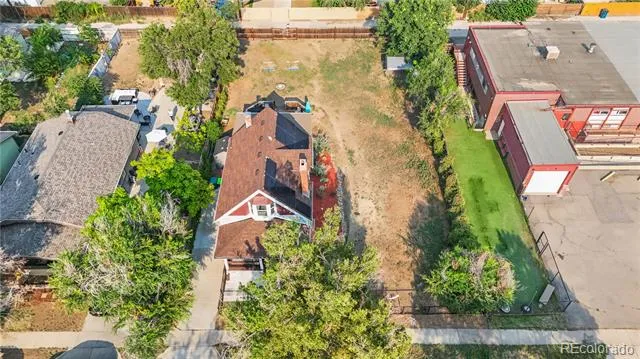 1620 Dallas Street Aurora, CO 80010