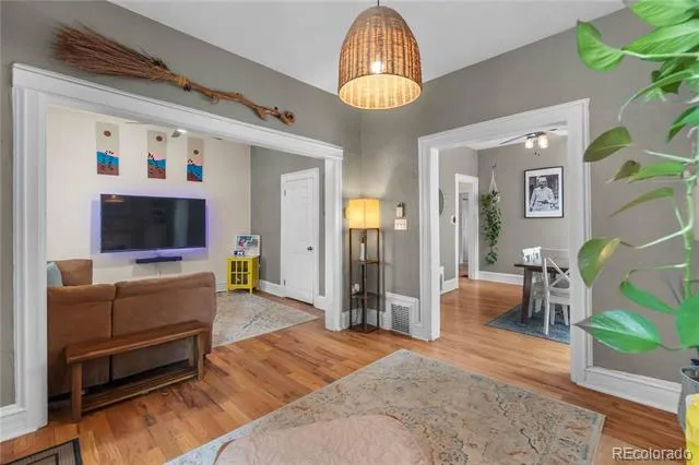1620 Dallas Street Aurora, CO 80010