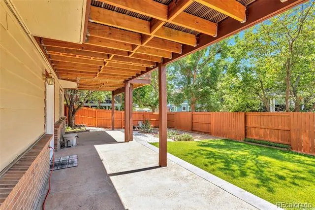 1148 Larch Court Broomfield, CO 80020