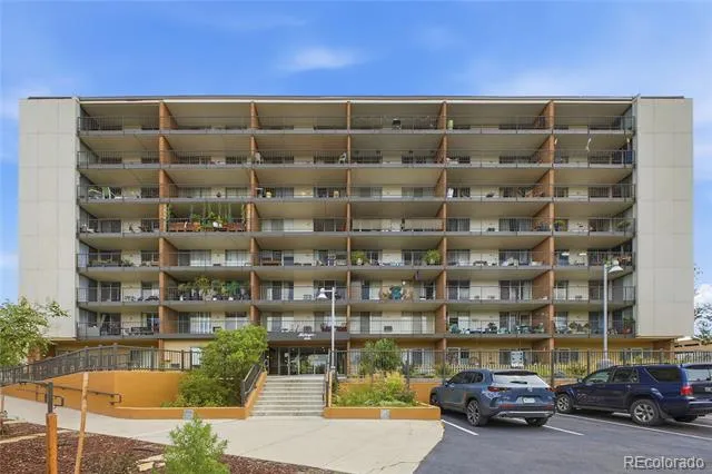 4800 E Hale Parkway #601N Denver, CO 80220