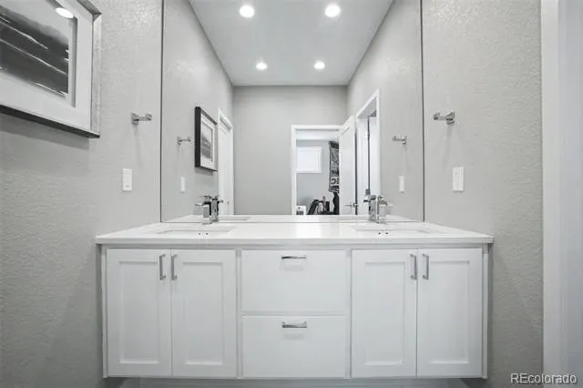 9761 Taylor River-R Circle Littleton, CO 80125