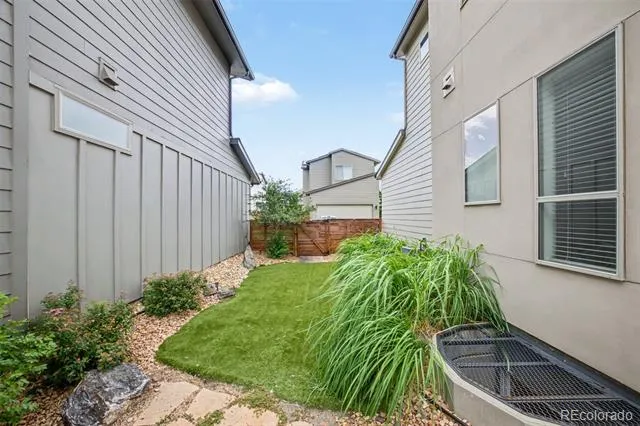 9761 Taylor River-R Circle Littleton, CO 80125