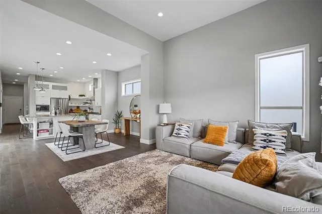 9761 Taylor River-R Circle Littleton, CO 80125