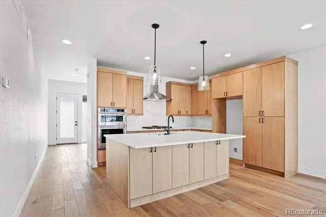 5604 Grandville Avenue Longmont, CO 80503
