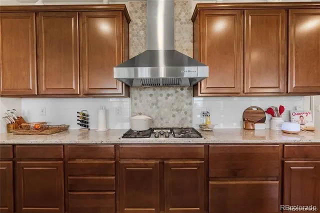 2350 Tyrrhenian Circle Longmont, CO 80504