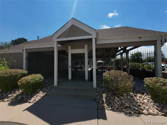 17192 E Baltic Drive #B Aurora, CO 80013