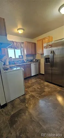 708 W 1st Avenue Kit Carson, CO 80825