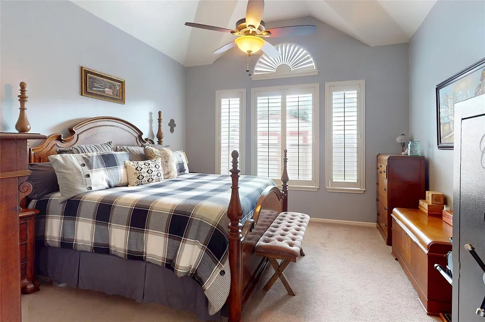 110 Cloudbridge Drive League City, TX 77573