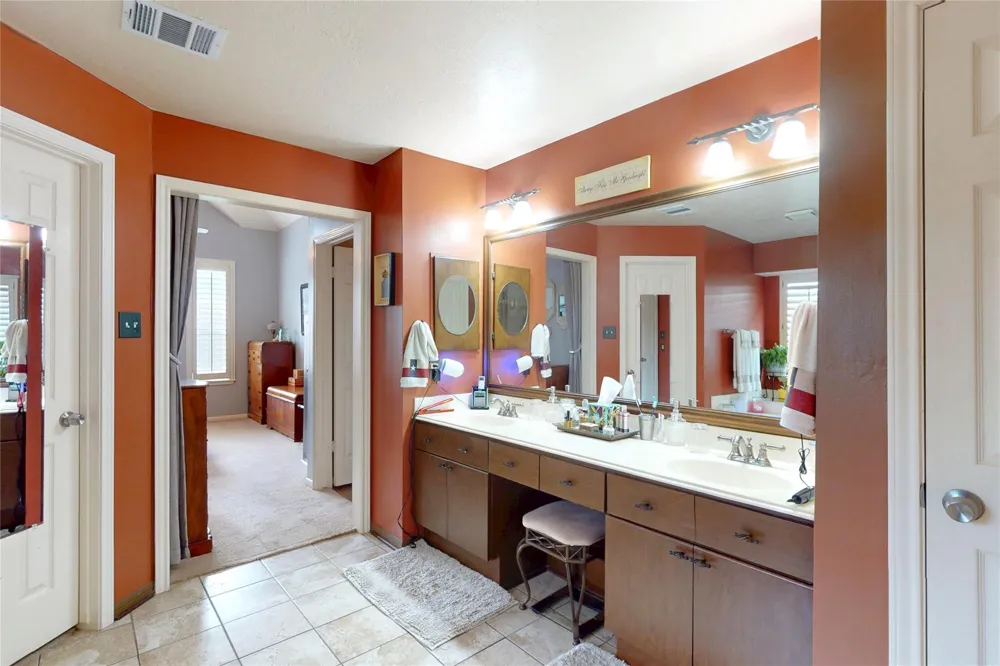 110 Cloudbridge Drive League City, TX 77573