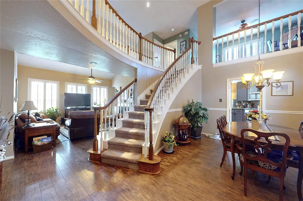110 Cloudbridge Drive League City, TX 77573