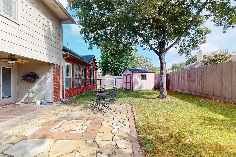 110 Cloudbridge Drive League City, TX 77573