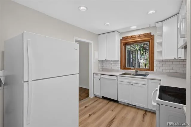 1219 Jasmine Street Denver, CO 80220