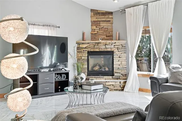 127 Corvette Court Fort Lupton, CO 80621