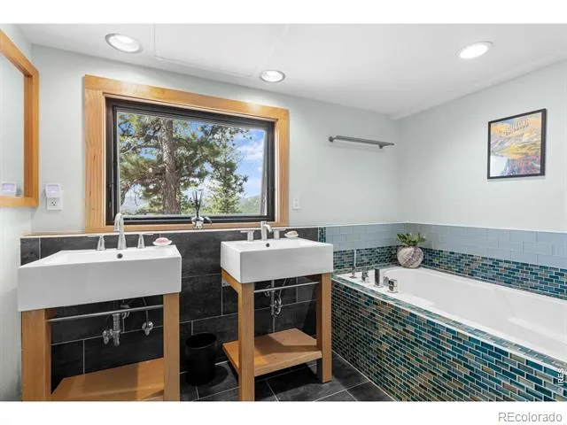 6722 Flagstaff Road Boulder, CO 80302