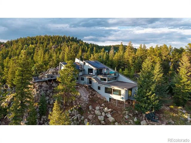 6722 Flagstaff Road Boulder, CO 80302