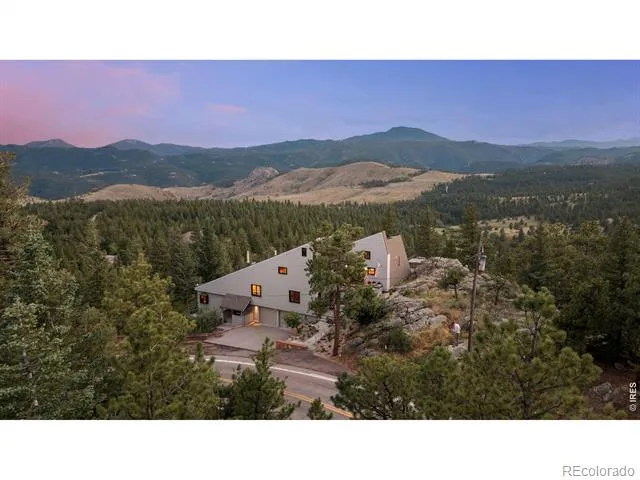 6722 Flagstaff Road Boulder, CO 80302
