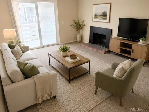 7665 E Eastman Avenue #302D